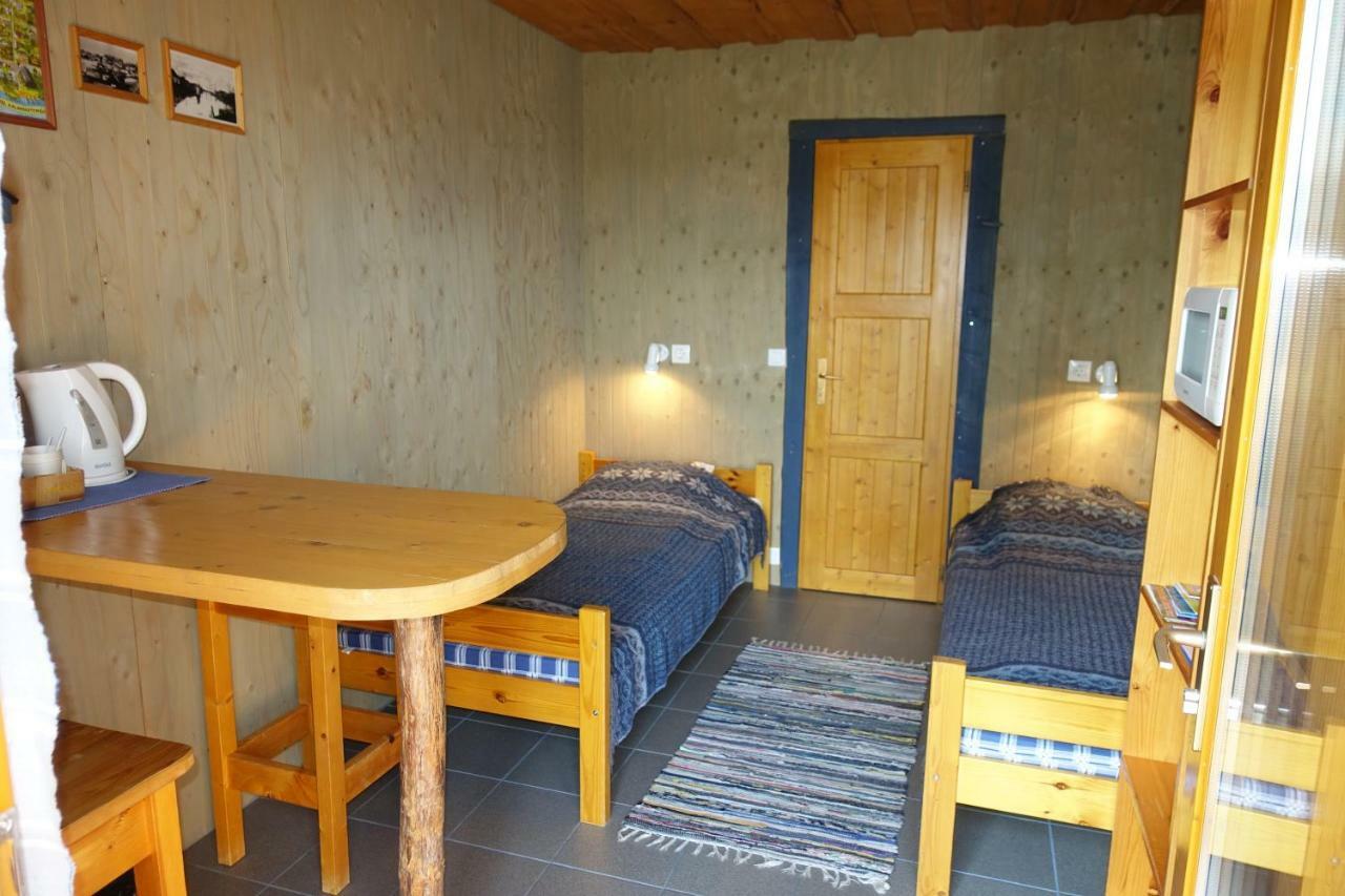 Hostel Kalameeste Maja Mustvee Oda fotoğraf